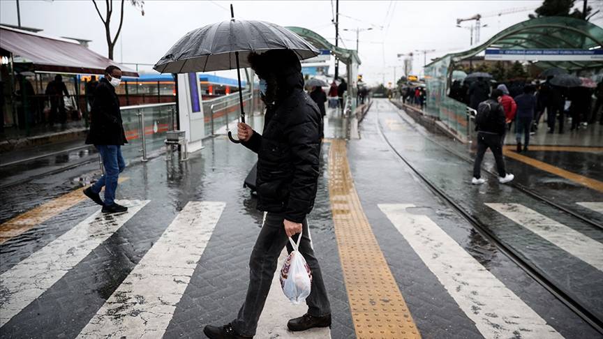 Hafta sonu sıcaklık 15 dereceye geriliyor! Meteoroloji’den sağanak uyarısı! 8